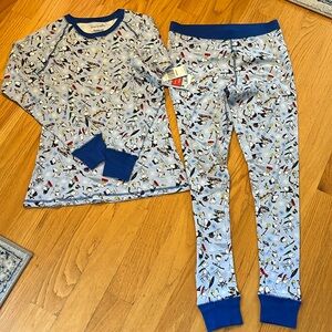 Vera Bradley x Peanuts Women’s pajamas set size medium NWT ski jump snoopy
